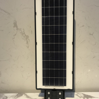 Đèn Năng Lượng Mặt Trời Liền Thể 240w,360w,500w có tay đèn + bass. NLMT 500W & đèn Cảm Biến