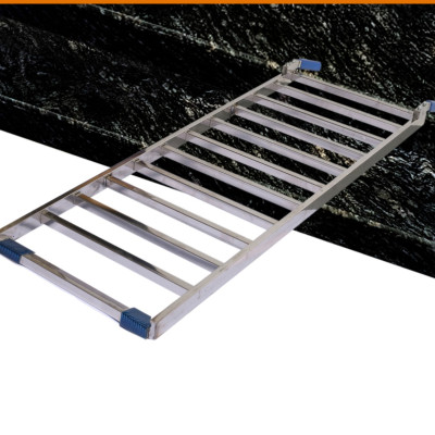 Thang dắt xe máy inox. KT 95x40 cm, phù hợp độ cao 28 - 32 cm  ( bảo hành 12 tháng )