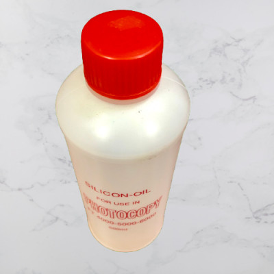 Dầu silicon: Dùng cho bôi trơn các chi tiết, bánh răng, các chi tiết chịu nhiệt... máy in, máy photocopy ( HA - Hàng nhập khẩu )