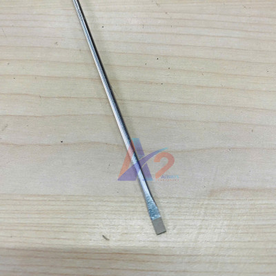 Tua vít dẹp 3.2x200mm SATA 62205