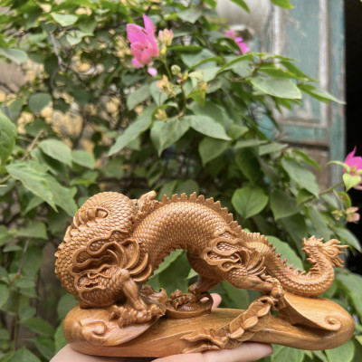 Tượng con rồng phong thủy bằng gỗ bách xanh thơm nức kt 20×10×7cm 