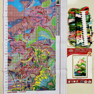 Tranh thêu kín Hoa sen khoe sắc vs8062, kích thước 50 x 85 cm