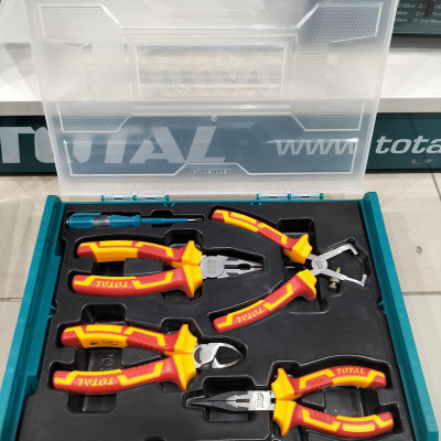 BỘ 5 CÔNG CỤ CẦM TAY CÁCH ĐIỆN TOTAL THKTV02P051 - HÀNG CHÍNH HÃNG