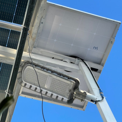 Đèn năng lượng mặt trời SKI-SKL56W