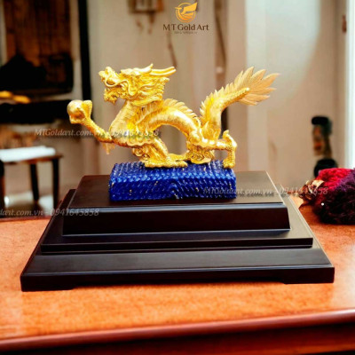 Tượng Rồng phong thủy vờn ngọc dát vàng (19x27x34cm) MT Gold Art- Hàng chính hãng, trang trí nhà cửa, phòng làm việc, quà tặng sếp, đối tác, khách hàng, tân gia, khai trương 