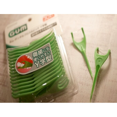 Chỉ nha khoa Sunstar Gum làm sạch các mảng bám giữa kẽ răng  - Made in Japan
