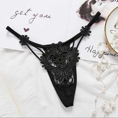 Quần lót lọt khe bông hoa 2 bên - đen