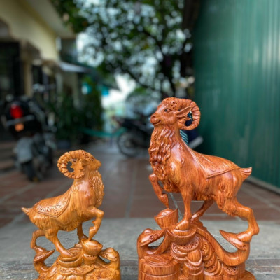 Tượng con dê phong thủy ,tài lộc bằng gỗ hương đá kt cao 40×23×10cm