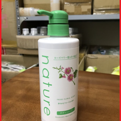Sữa Tắm Naris Nature Dịu Nhẹ Hương Hoa Tươi Mát 500ml