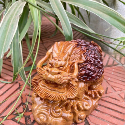 Tượng long quy phong thủy bằng gỗ bách thơm nức pu giả cổ kt 20×12×12cm 