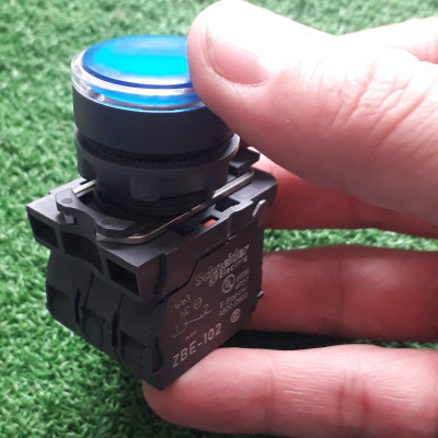 |Chính hãng| Nút nhấn XB5AW36M5 Schneider có đèn 220Vac màu xanh 1NO +1NC