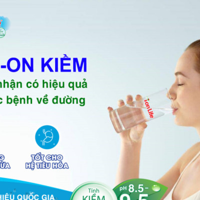 Nước uống ion kiềm thương hiệu ionLife 1.25L thùng 12 chai công nghệ Nhật bản khỏe ruột mát da