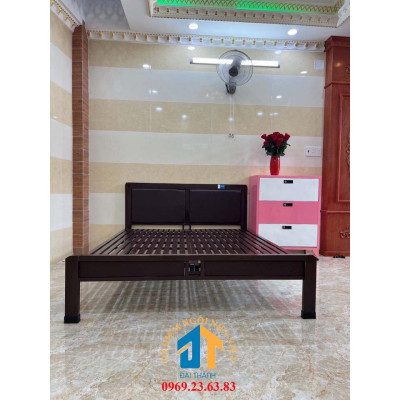 Giường sắt hộp Tân Cổ Điển 1M6X2M - ĐẠI THÀNH