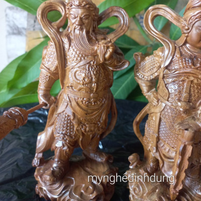 Tượng hai vị hộ phát _ Vi đà tôn thiên và quan công bằng gỗ bách xanh thơm nức kt cao 20x9x7cm 