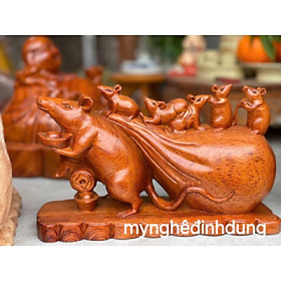 Tượng  sung túc sum vầy giá đình  chuột  bằng  gỗ  hương đá  kt 30x18x12cm 