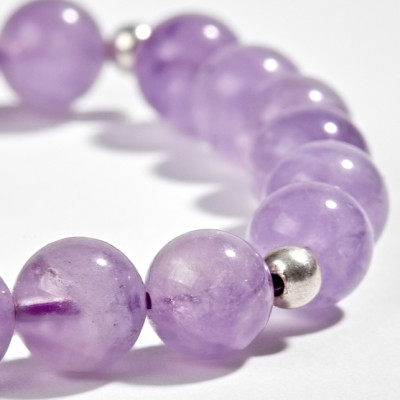 Vòng Đá Thạch Anh Tím Ngọc Phối Charm Bạc Ngọc Quý Gemstones