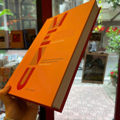 Sách - The Menu: History on a Plate by Eve Marleau | History English Book / Ngoại văn Bìa cứng