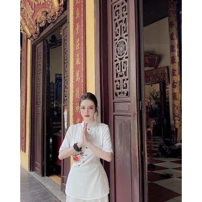 ĐỒ LAM ĐI CHÙA Mẫu Cổ Tàu Thêu Hoa