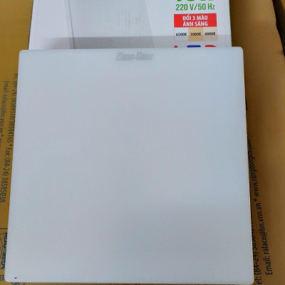 Đèn led ốp trần đổi màu 18W Rạng Đông