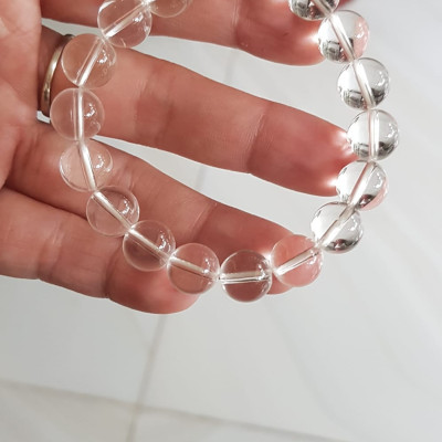 Vòng tay phong thủy may mắn đá thạch anh trắng tự nhiên rẻ đẹp Size vòng 10mm hay 10li chuẩn hợp Nữ mệnh kim mệnh Thủy Đá thạch anh trắng tự nhiên đeo tốt sức khỏe, tim mạch, may mắn thuận lợi công việc cuộc sống ạ