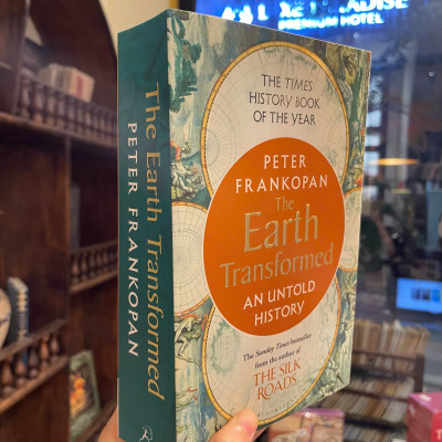 Sách - The Earth Transformed: An Untold History by Peter Frankopan - History/Nonfiction English book