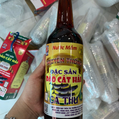 Nước Mắm Cá Thu truyền thống 29 độ đạm,Hộp 4 chai, dung tích 650ml/chai