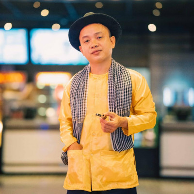 Bộ bà ba phối áo phi vàng đồng quần phi đen