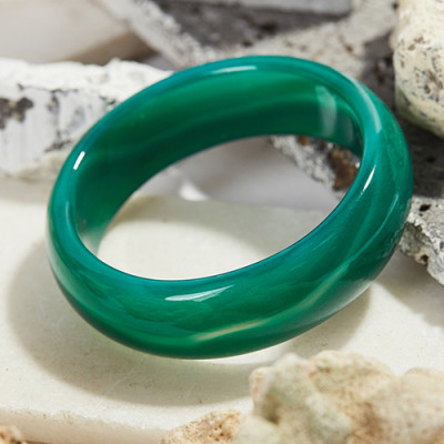 Vòng tay đá mã não bản hẹ xanh đậm ni 60mm mệnh mộc hỏa - Ngọc Qúy Gemstones