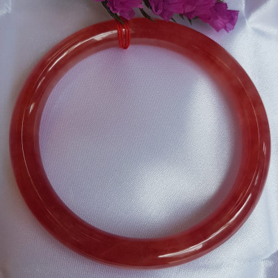 Vòng Cẩm Thạch Đỏ đẹp A 58mm x cọng 8mm màu đỏ tươi sáng bóng mượt đỏ là màu chiến thắng chuẩn hợp nữ mạng hỏa mạng thổ 55kg - 68kg đeo đẹp tay may mắn tốt sức khỏe công việc rực rỡ tài lộc ạ