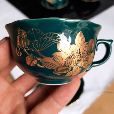 Bộ ấm chén Bát Tràng cao cấp phú quý Mallard màu xanh Arctic họa tiết hoa sen vẽ vàng 24k