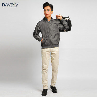 Áo jacket nam in chìm nón rời Novelty xám đậm 2203262