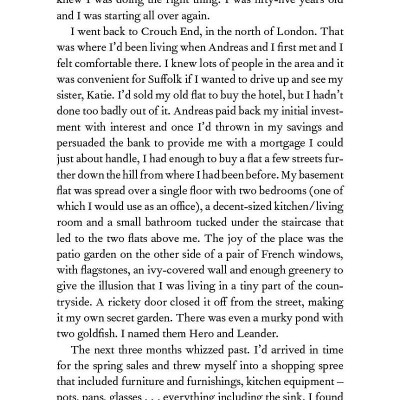 Sách ngoại văn: Marble Hall Murders