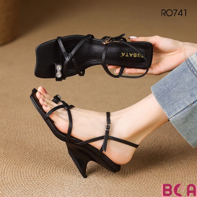 [THỜI THƯỢNG + ÊM ÁI]  Sandal Nữ 5 Phân RO741 ROSATA Đế Xuồng Cách Điệu, Quai Mảnh Đính Kèm Phụ Kiện Xinh Xắn