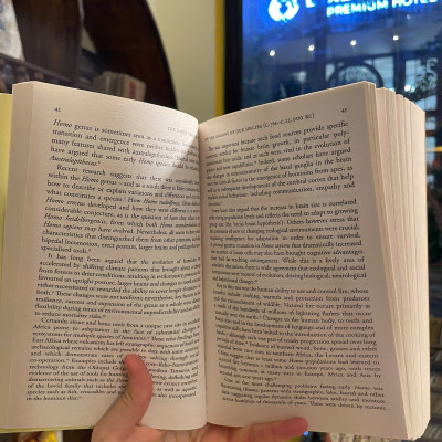 Sách - The Earth Transformed: An Untold History by Peter Frankopan - History/Nonfiction English book