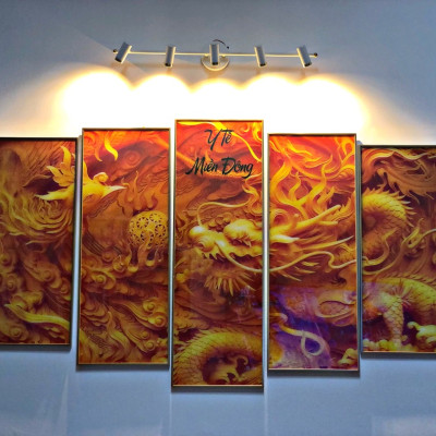 Đèn soi tranh FISTE kiểu dáng hiện đại trang trí nội thất sang trọng.