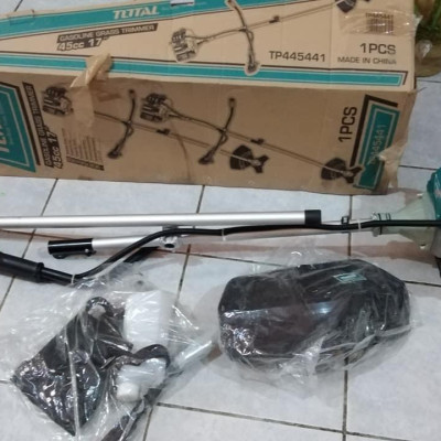 MÁY CẮT CỎ DÙNG XĂNG PHA NHỚT 1500W 230MM TOTAL TP445441 - HÀNG CHÍNH HÃNG