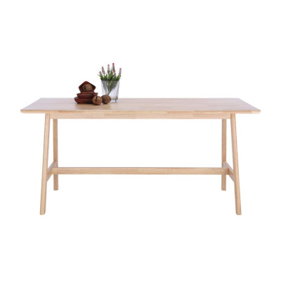 Bàn ăn SPIN kiểu đơn giản với gỗ tự nhiên nguyên khối cao cấp kèm gác chân tiện lợi, cạnh bàn được vát tròn an toàn