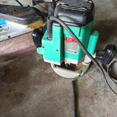 MÁY PHAY GỖ 12.7MM 1850W DCA AMR02-12 - HÀNG CHÍNH HÃNG