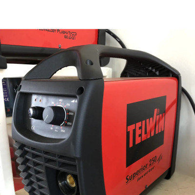 Máy Hàn Que Telwin SUPERIOR 250