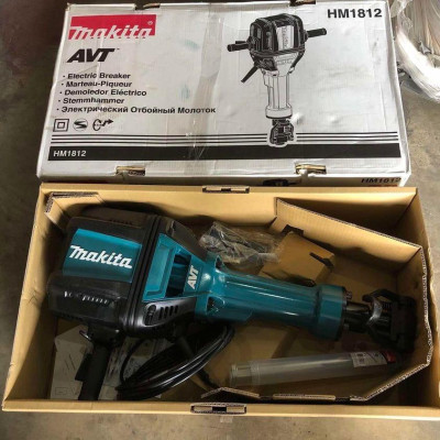 MÁY ĐỤC BÊ TÔNG CHUÔI LỤC GIÁC 28.6MM 2000W MAKITA HM1812 - HÀNG CHÍNH HÃNG