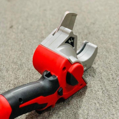MÁY CẮT ỐNG MILWAUKEE C12 PPC (TẶNG PIN C12 PPC) - HÀNG CHÍNH HÃNG