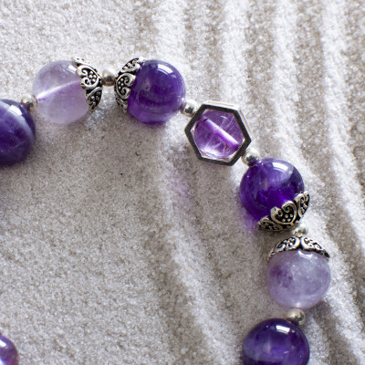 Vòng phong thủy Thạch anh tím mix Thạch anh ưu linh tím VT085