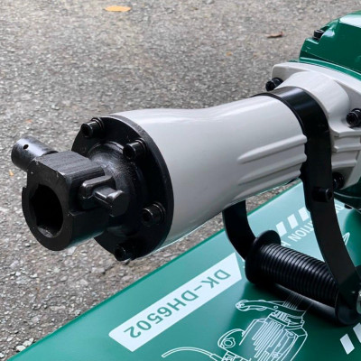 MÁY ĐỤC BÊ TÔNG 2400W 30MM DEKTON DK-DH6502 - HÀNG CHÍNH HÃNG