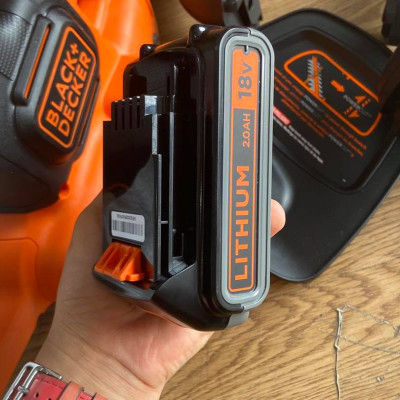 Máy tỉa hàng rào 18V Black&Decker GTC18502PCF- Hàng chính hãng