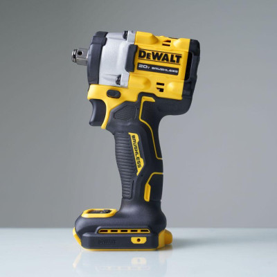 MÁY SIẾT BULONG CẦM TAY 20V DEWALT DCF921N-B1 - HÀNG CHÍNH HÃNG