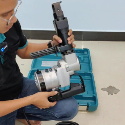 MÁY ĐỤC 21 LI LỤC GIÁC (JAPAN) 21MM MAKITA HM1201 - HÀNG CHÍNH HÃNG