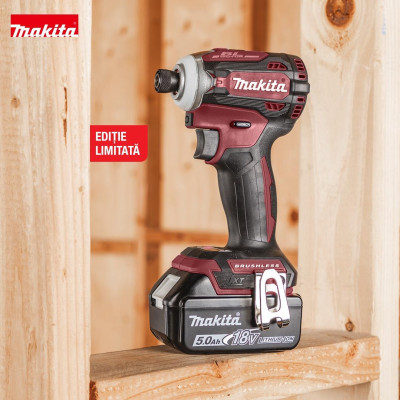 MÁY VẶN VÍT PIN 18V 180 N.M MAKITA DTD171TJAR (01 ĐẾ SẠC NHANH 02 PIN 5.0AH THÙNG MAKPAC) - HÀNG CHÍNH HÃNG