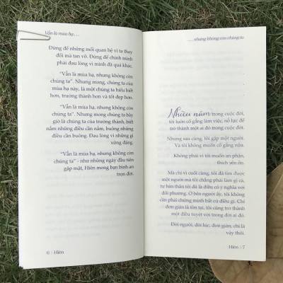 Sách - Vẫn Là Mùa Hạ Nhưng Không Còn Chúng Ta (Kèm Bookmark) 