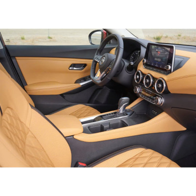 Chai Xịt BóngVệ Sinh Nội Thất Ô Tô – Phục Hồi Đồ Da, Nhựa, Gỗ Hiệu Quả, Tăng Độ Bóng Như Mới, ĐÈN TRANG TRÍ , ĐỒNG HỒ TREO TƯỜNG