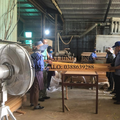 Kệ tivi gỗ gõ 2m2